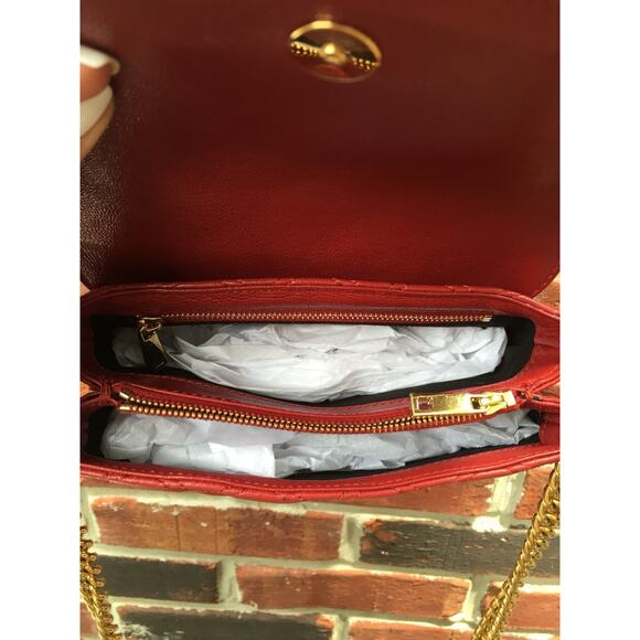 MARC JACOBS Red Quilted Leather Gold Crossbody Bag Shoulder Handbag - Picture 10 of 12